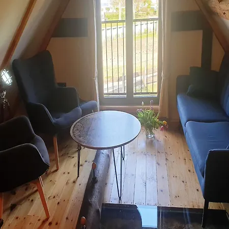 Angenehmes In Moenkebude, Cleaning Included *