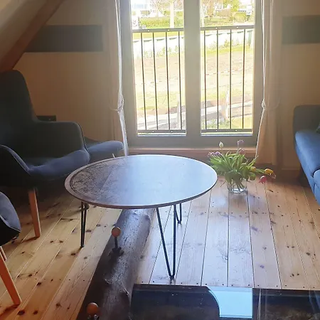 Ferienhaus Angenehmes In Moenkebude, Cleaning Included *